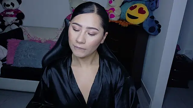 evelyn ch  online show from 10-16-25, 10:45