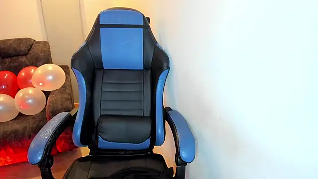 Scarbadgirl  online show from 02-15-26, 03:40