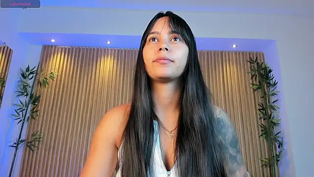 freyja sweet  online show from 10-12-25, 11:33