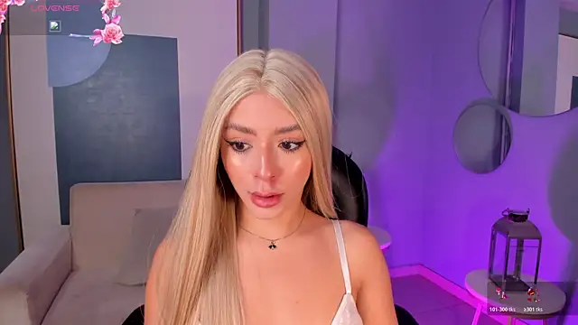 Snapshot of IsabellaMoreau chatting on 05-31-26, 05:51 IsabellaMoreau online show from 05-31-26, 05:51