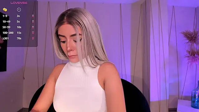 IsabellaMoreau online show from 01-14-26, 07:50