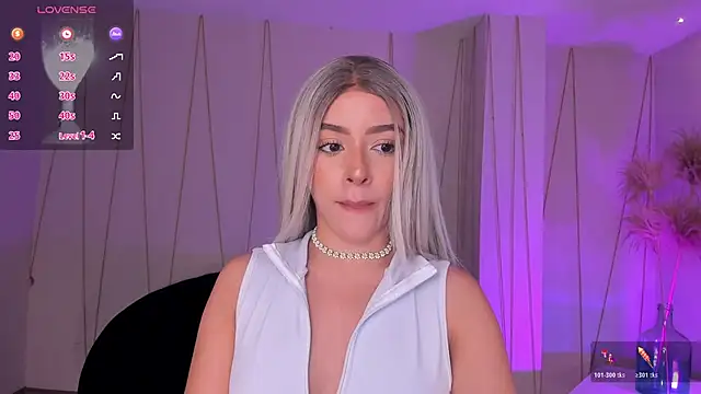 IsabellaMoreau online show from 02-01-26, 06:17