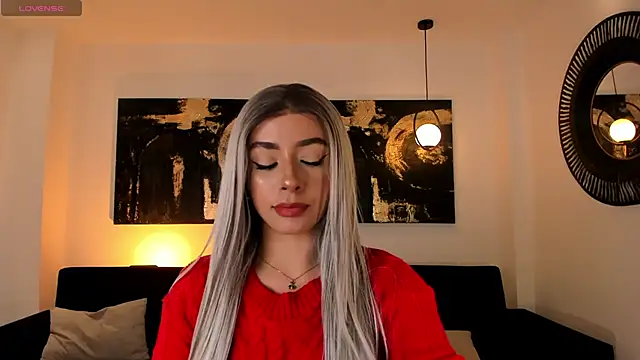 IsabellaMoreau online show from 12-20-25, 08:44