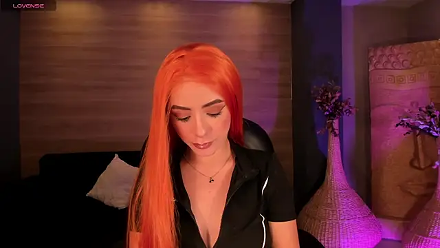 IsabellaMoreau online show from 04-10-26, 08:27