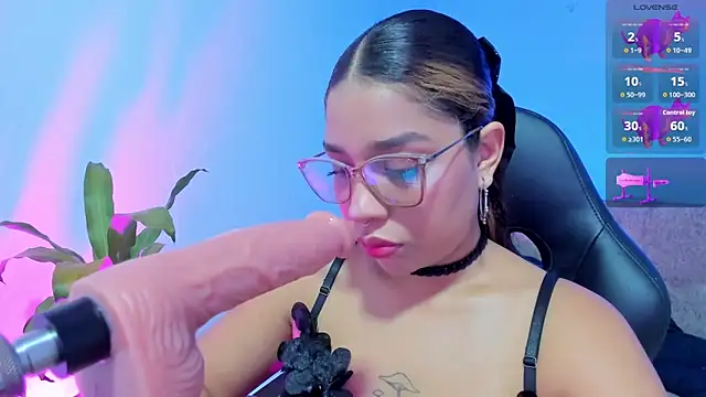 giselle upp online show from 04-05-26, 01:34