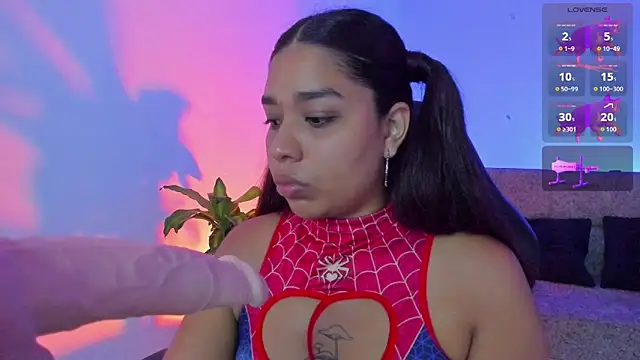 giselle upp online show from 11-09-25, 07:40