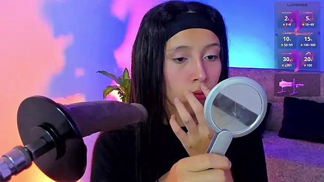 alicemoon   online show from 11-12-25, 10:19