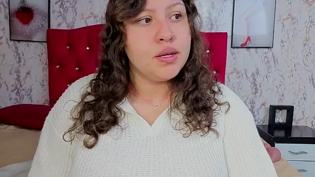 Larissa Antonella online show from 12-23-25, 04:01