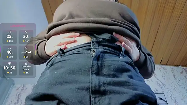 Larissa Antonella online show from 11-17-25, 03:43