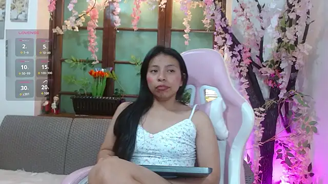 samara selene online show from 05-30-26, 03:13