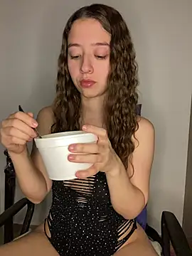 Snapshot of -rosi chatting on 02-14-26, 02:12 -rosi online show from 02-14-26, 02:12