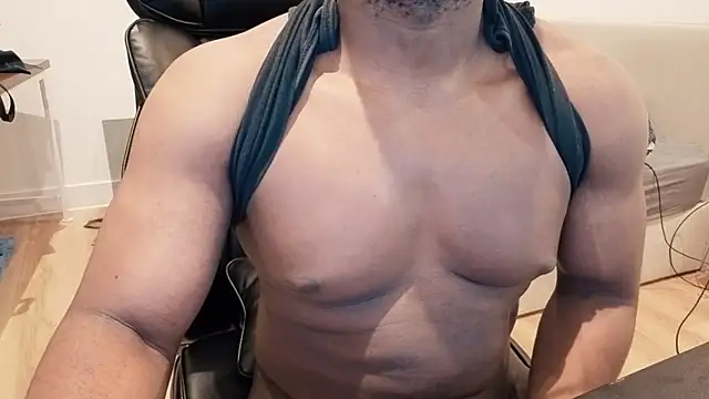 BBCThomas1231 online show from 03-12-26, 06:45