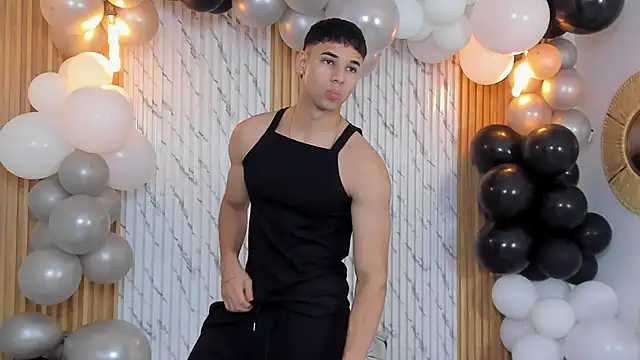 thomas walker0 online show from 09-10-25, 12:15