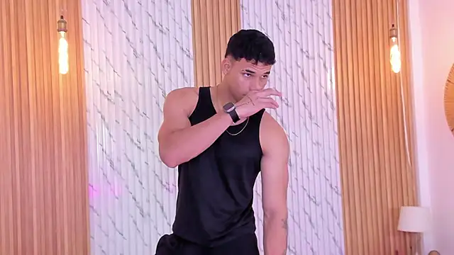 thomas walker0 online show from 10-15-25, 12:13