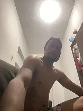 Snapshot of freedmar chatting on 11-23-25, 01:48 freedmar online show from 11-23-25, 01:48