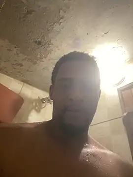 Snapshot of freedmar chatting on 03-01-26, 10:10 freedmar online show from 03-01-26, 10:10