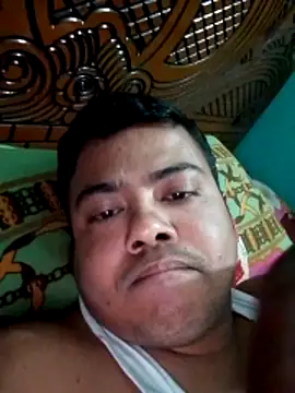 CatchingBouquet online show from 12-20-25, 03:37