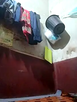 CatchingBouquet online show from 09-30-25, 01:50