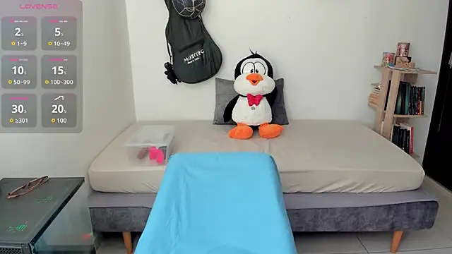 Snapshot of natt_op chatting on 10-30-25, 09:44 natt op online show from 10-30-25, 09:44