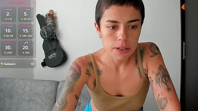 Snapshot of natt_op chatting on 11-06-25, 09:52 natt op online show from 11-06-25, 09:52