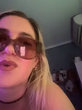 Granlady7 online show from 02-07-26, 01:24