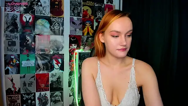 Ida FaneStain online show from 10-25-25, 02:22