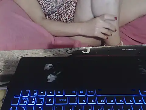 nefesimol online show from 10-26-25, 11:05