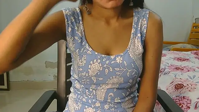 Snapshot of Aarti_misty71 chatting on 06-18-26, 09:14 Aarti misty71 online show from 06-18-26, 09:14