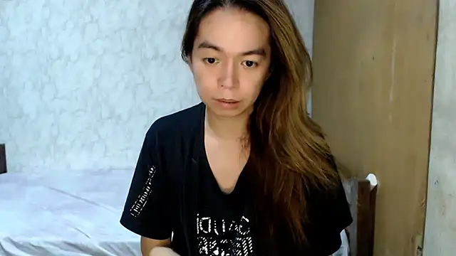 Snapshot of B0rn2Porn chatting on 10-07-25, 10:38 B0rn2Porn online show from 10-07-25, 10:38