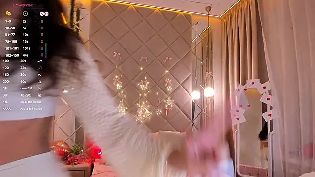 Nelly Kimm online show from 03-07-26, 01:01