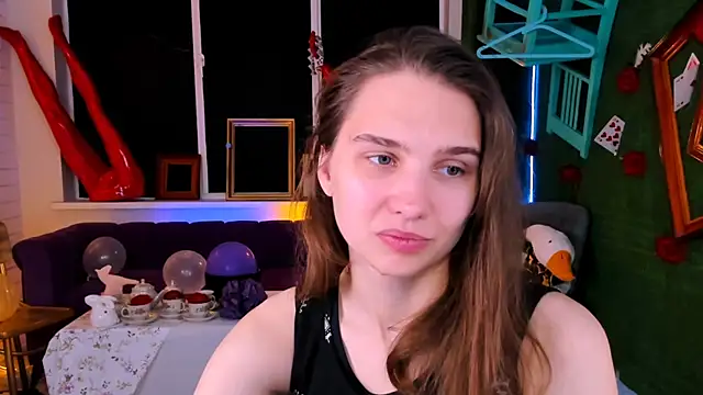 Snapshot of TessaMill chatting on 09-23-25, 05:14 TessaMill online show from 09-23-25, 05:14