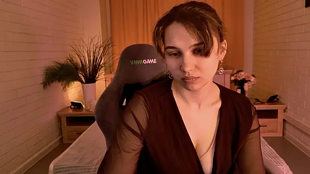 TessaMill online show from 03-12-26, 09:24