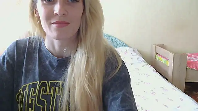 Snapshot of JayeTyler chatting on 05-05-26, 07:44 JayeTyler online show from 05-05-26, 07:44