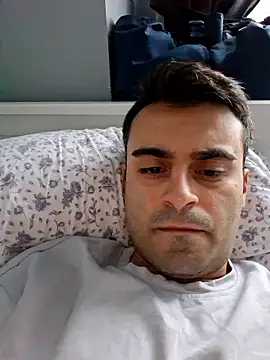 Snapshot of Obstacless chatting on 01-11-26, 06:09 Obstacless online show from 01-11-26, 06:09