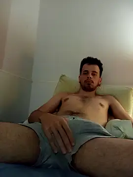 Snapshot of rocco3011 chatting on 02-19-26, 08:39 rocco3011 online show from 02-19-26, 08:39