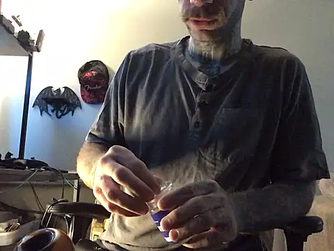 BlueCollarTattoos online show from 05-12-26, 06:36