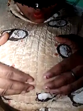 Dassing strip couple online show from 12-22-25, 10:32