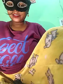 Dassing strip couple online show from 11-23-25, 08:46