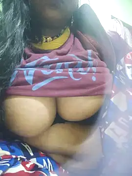 Dassing strip couple online show from 12-17-25, 02:49