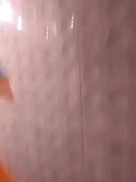 Dassing strip couple online show from 04-06-26, 08:32