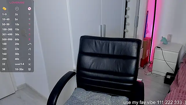 LovelyAria  online show from 02-13-26, 08:42