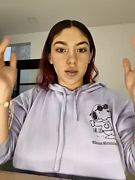 Snapshot of Victoria_Beaumont chatting on 03-25-26, 11:09 Victoria Beaumont online show from 03-25-26, 11:09