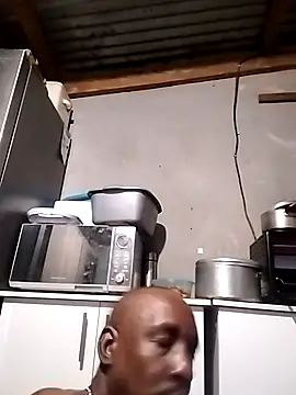Snapshot of nanabar94 chatting on 10-12-25, 06:09 nanabar94 online show from 10-12-25, 06:09