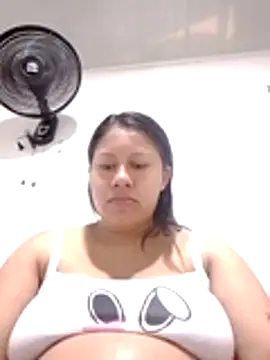 Hot Rihanna online show from 03-02-26, 02:57