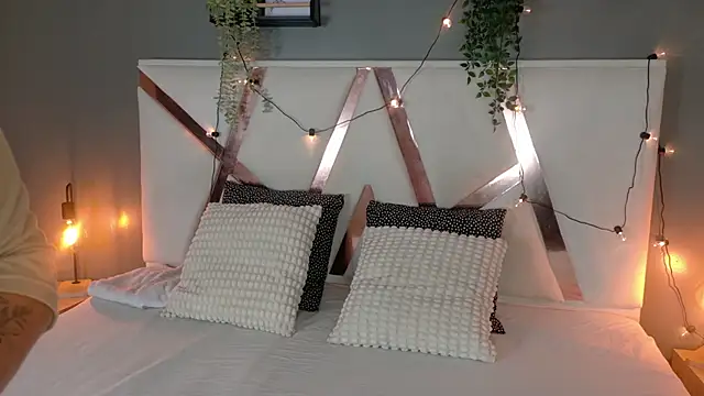 JenaCooper  online show from 11-07-25, 02:27