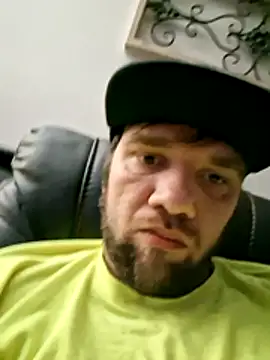 Bigdnh69 online show from 04-18-26, 02:03