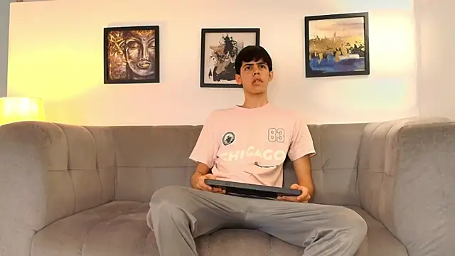 TWINKS FRIENDS online show from 03-31-26, 01:13