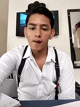 Snapshot of Hiroshi_Shen chatting on 04-26-26, 01:19 Hiroshi Shen online show from 04-26-26, 01:19