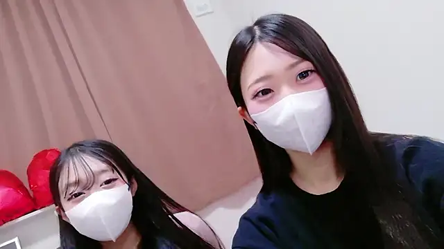 Snapshot of OSUSHI-CHAN chatting on 02-13-26, 01:22 OSUSHI-CHAN online show from 02-13-26, 01:22