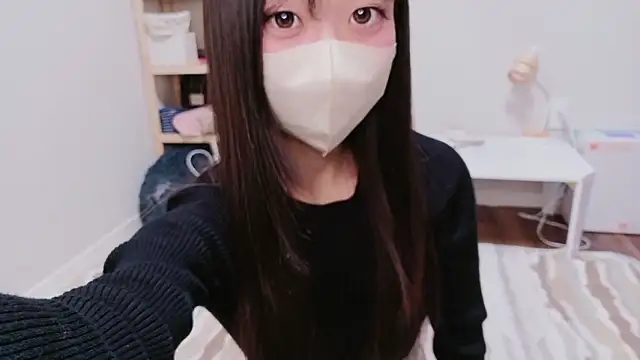 Snapshot of OSUSHI-CHAN chatting on 02-04-26, 06:14 OSUSHI-CHAN online show from 02-04-26, 06:14